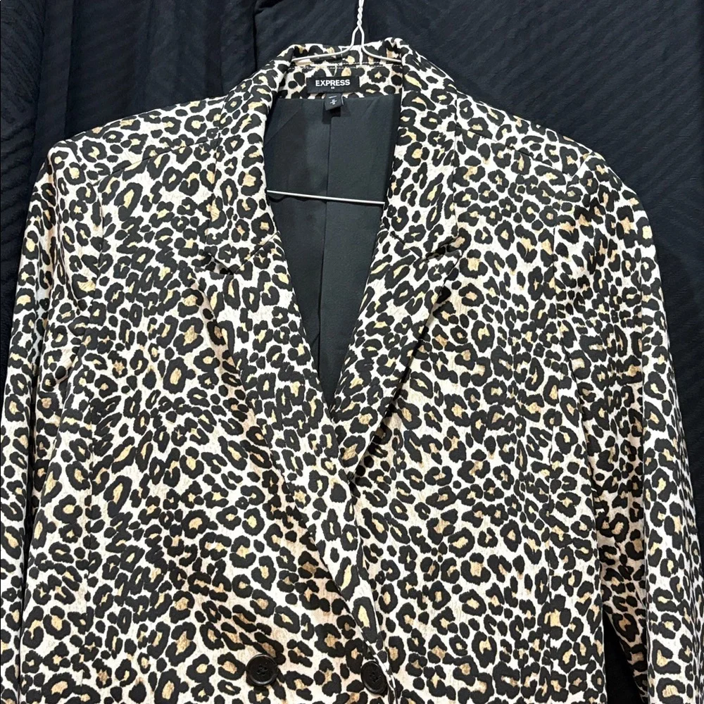Express Leopard Print Blazer - Picture 2 of 10